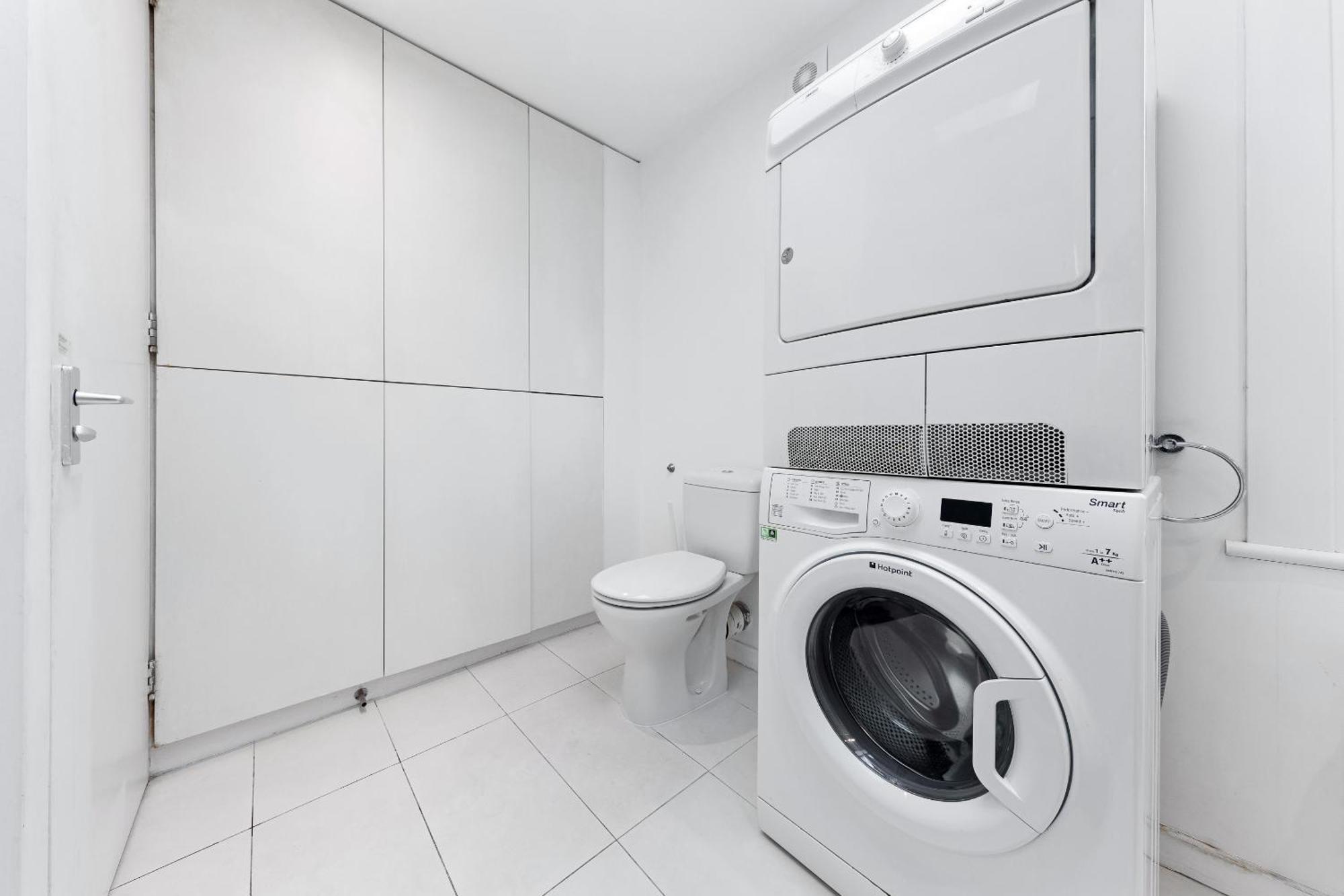 Luxury 4-Bedroom Modern Flat In Central London Steps From Station, Sleeps 9 In Style! Экстерьер фото
